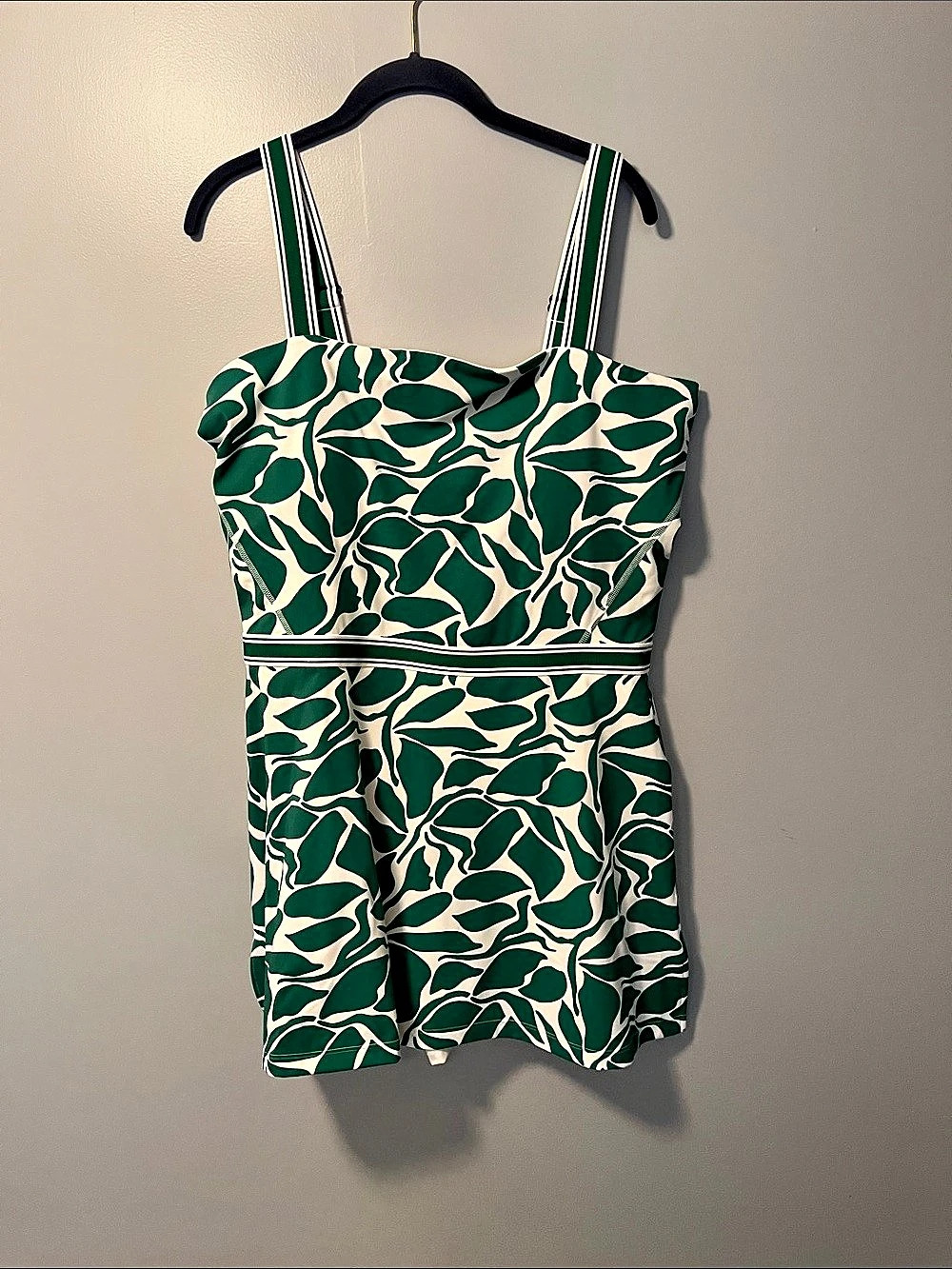 TravisMathew Moveknit Novelty Tank Golf / Pickleball Dress Abstract Mini Dress G